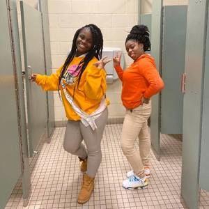 Meet your Posher, Jonisha